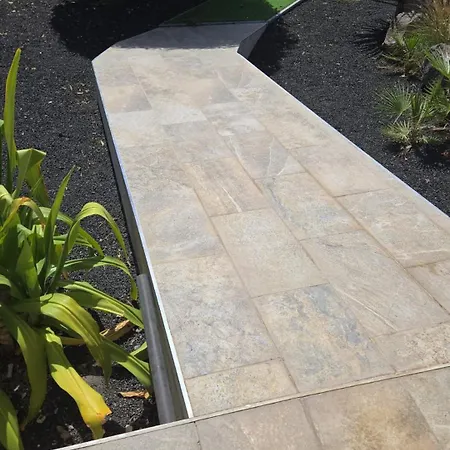 Cactus Tenerife בית נופש *