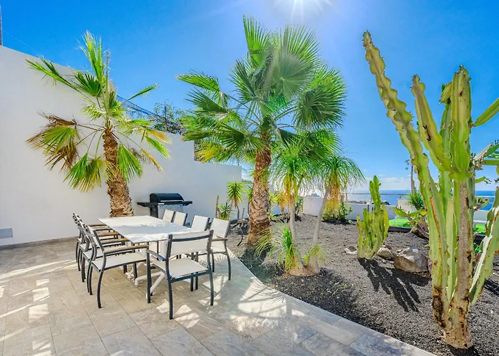 Cactus Tenerife 아데제